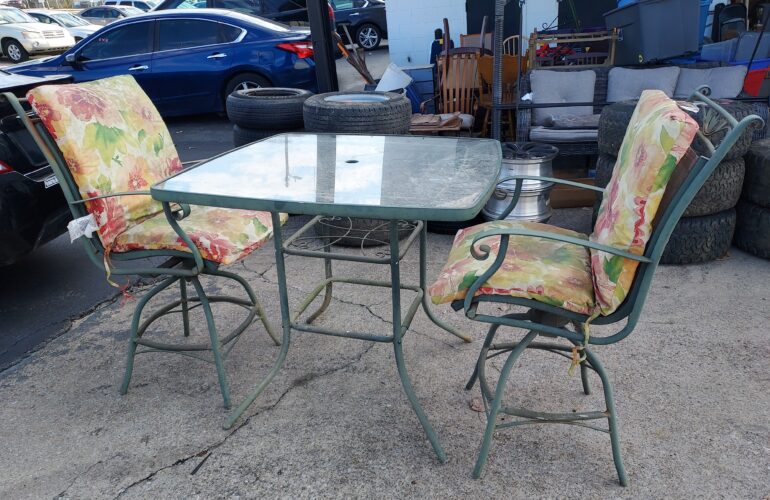 Auctions image thumbnails