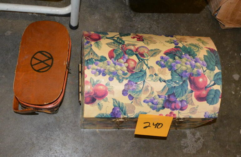 Auctions image thumbnails