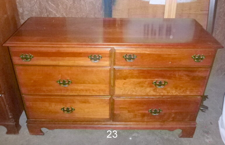 Auctions image thumbnails