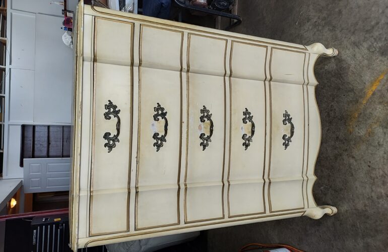 Auctions image thumbnails