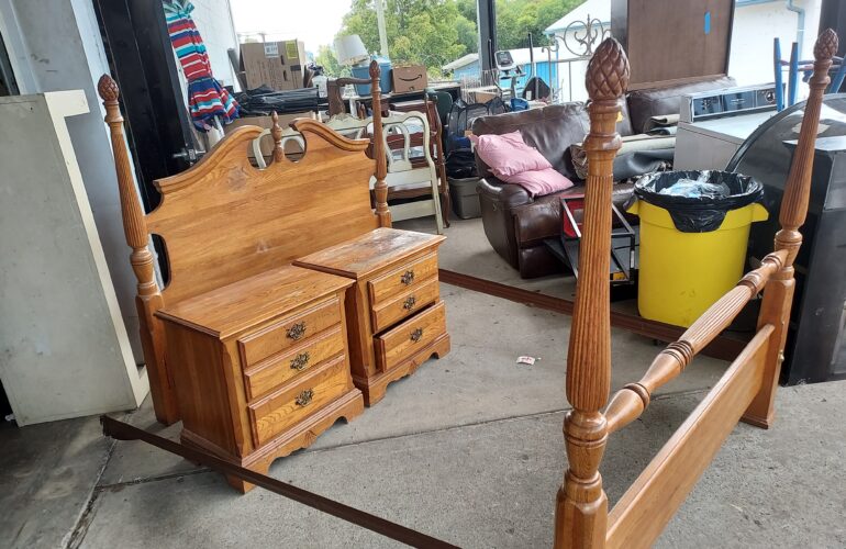 Auctions image thumbnails