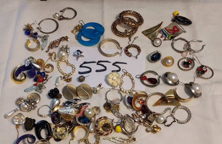 Auctions image thumbnails