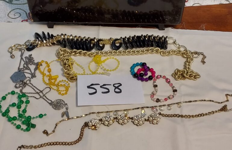 Auctions image thumbnails