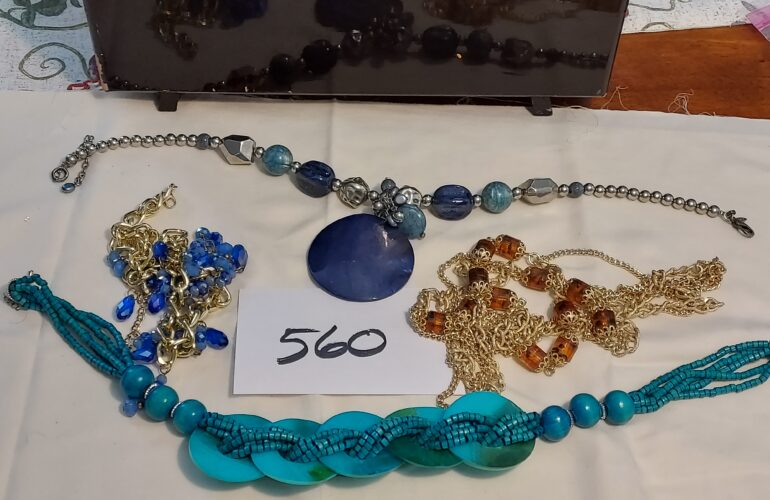 Auctions image thumbnails