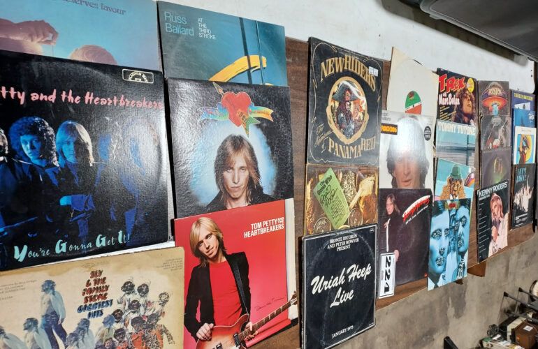 Auctions image thumbnails