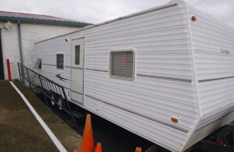 Auctions image thumbnails