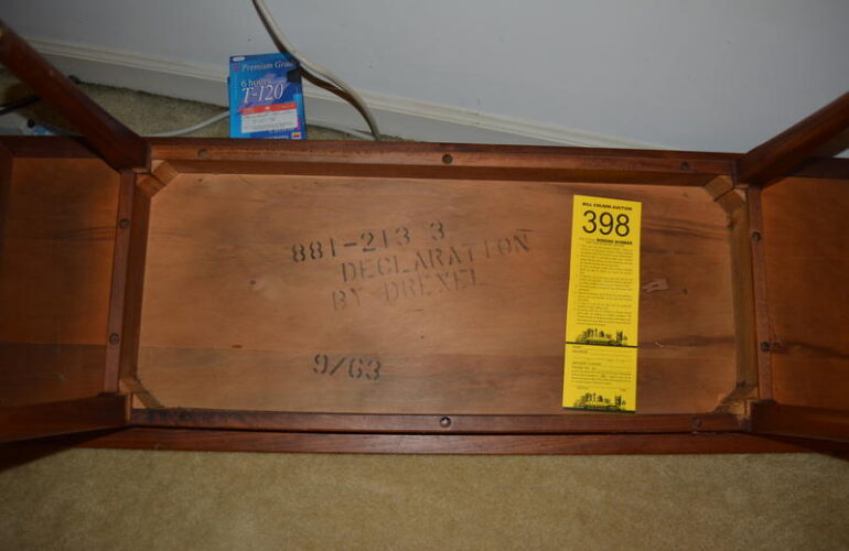 Auctions image thumbnails