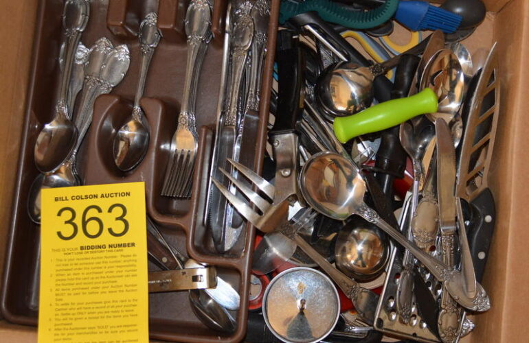 Auctions image thumbnails