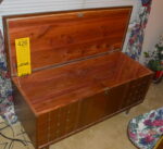 Auctions image thumbnails