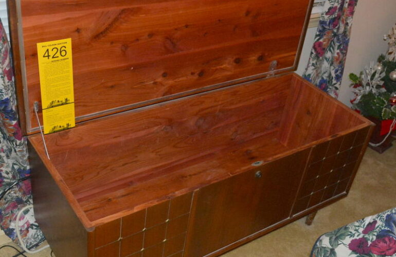 Auctions image thumbnails