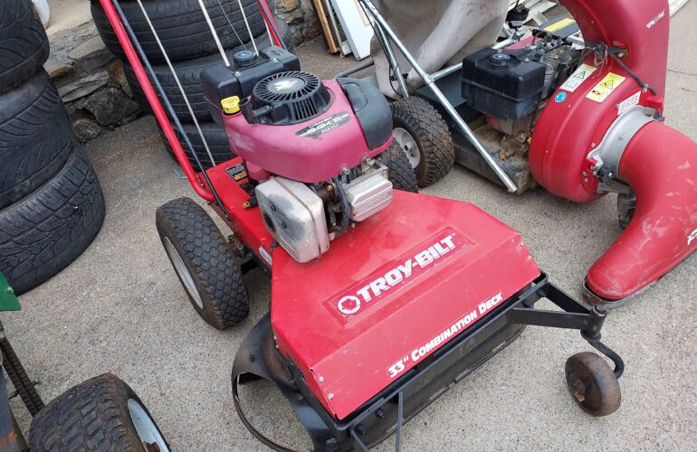 Auctions image thumbnails