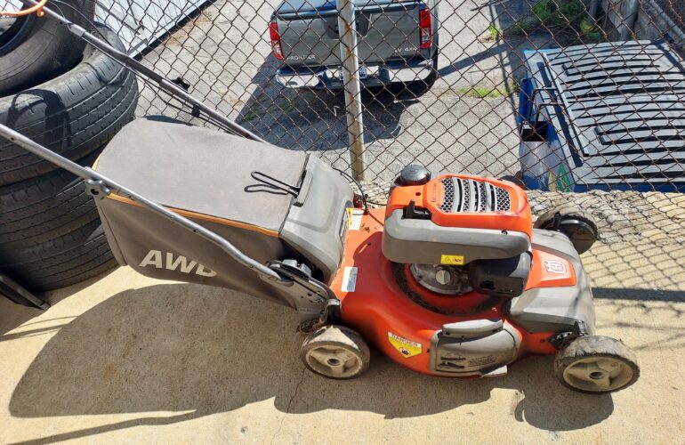 Auctions image thumbnails