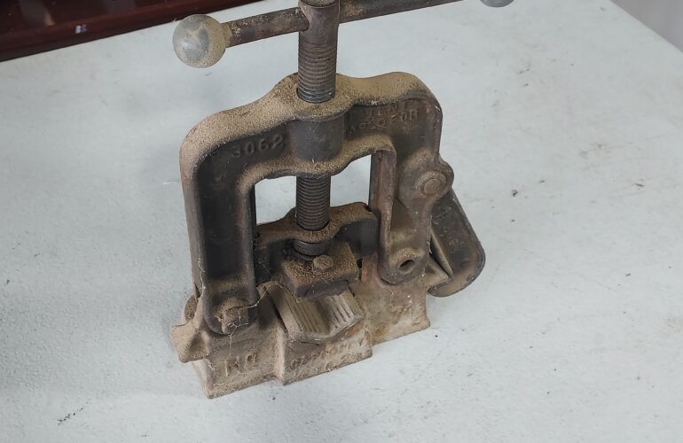 Auctions image thumbnails