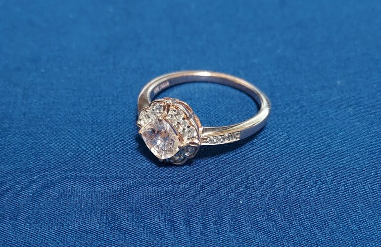 Auctions image thumbnails