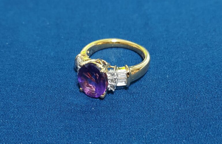 Auctions image thumbnails