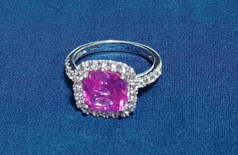 Auctions image thumbnails