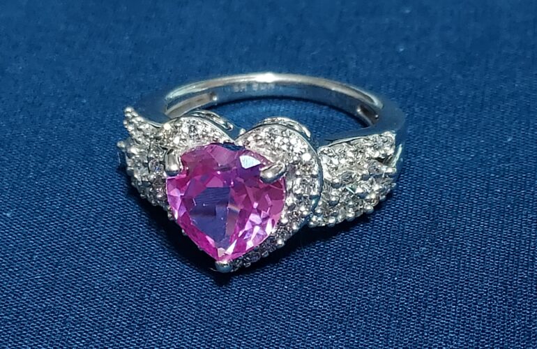 Auctions image thumbnails