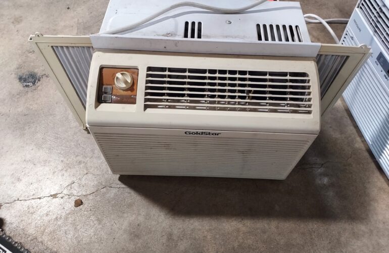 Auctions image thumbnails