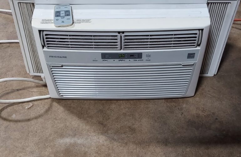 Auctions image thumbnails