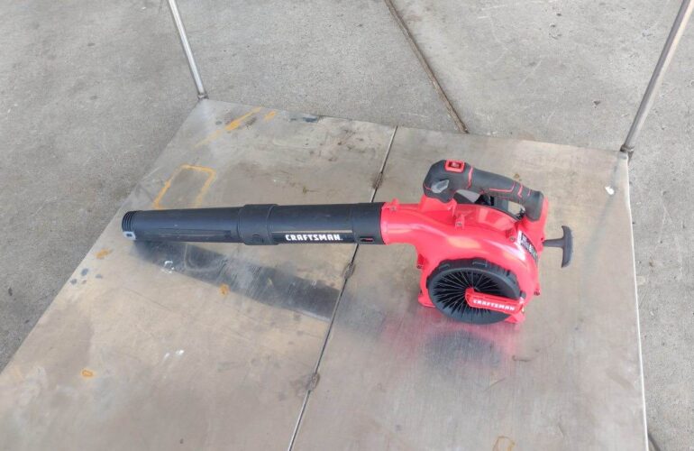 Auctions image thumbnails