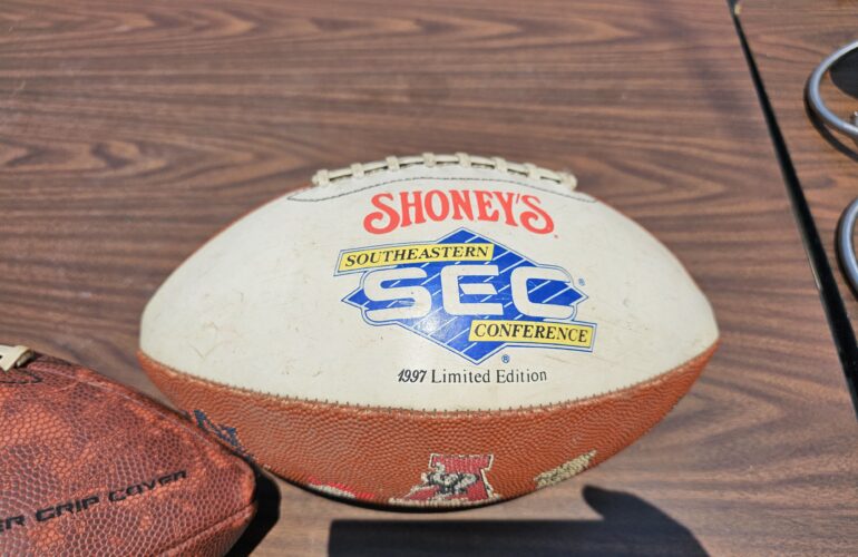 Auctions image thumbnails