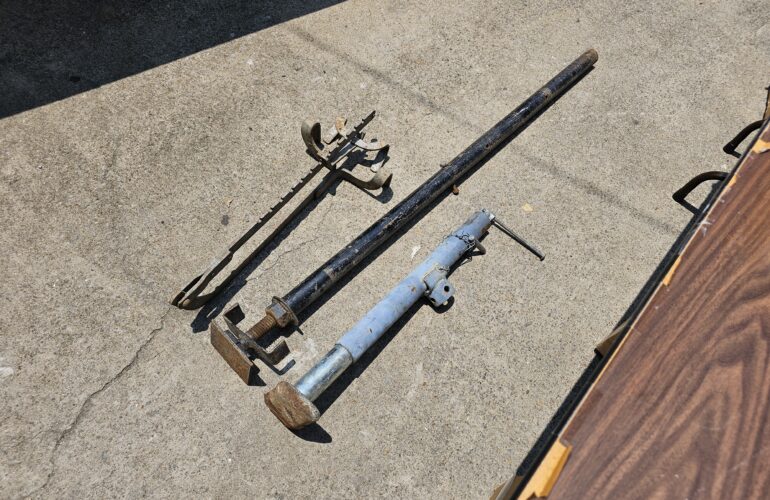 Auctions image thumbnails