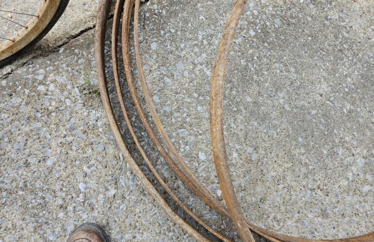 Auctions image thumbnails