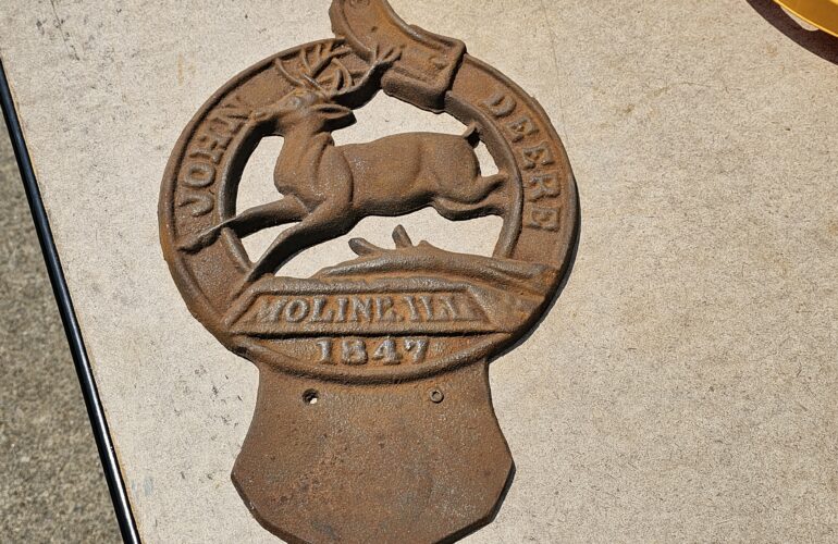 Auctions image thumbnails