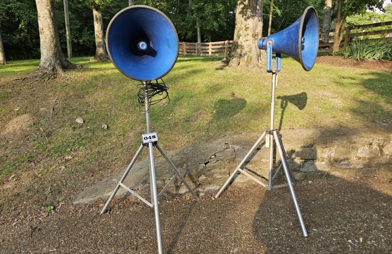 Auctions image thumbnails