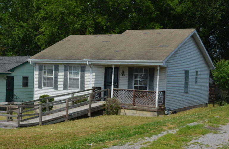 Auctions image thumbnails