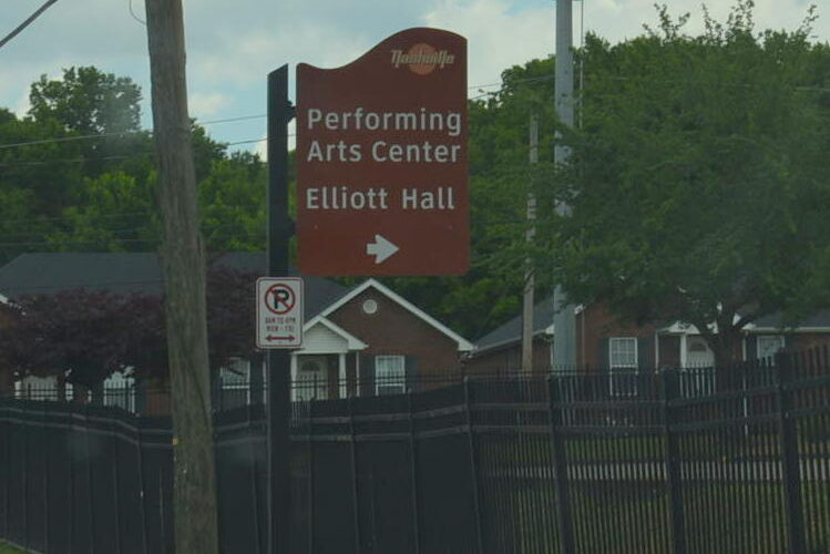 Auctions image thumbnails