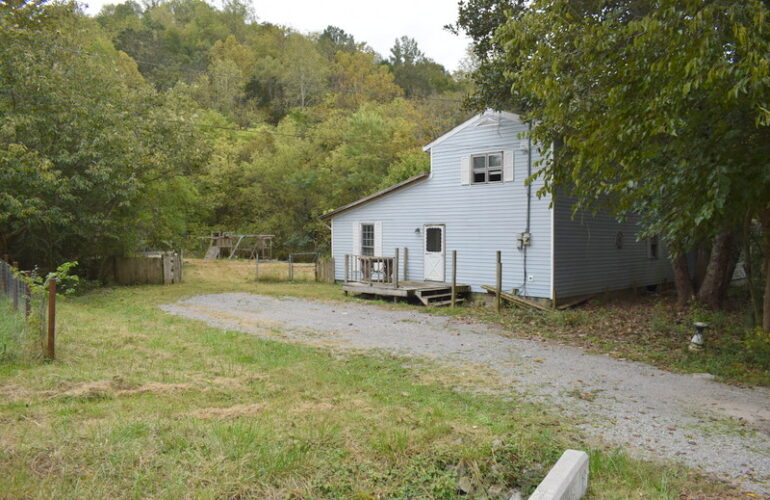 Auctions image thumbnails