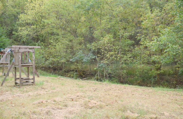 Auctions image thumbnails