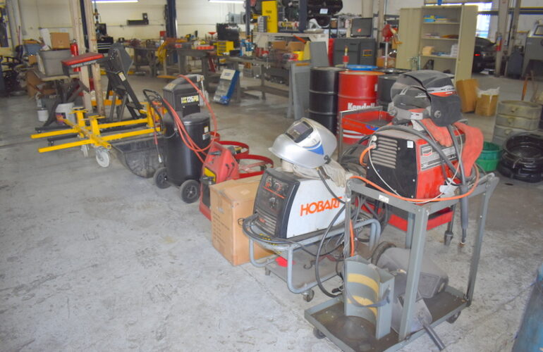 Auctions image thumbnails