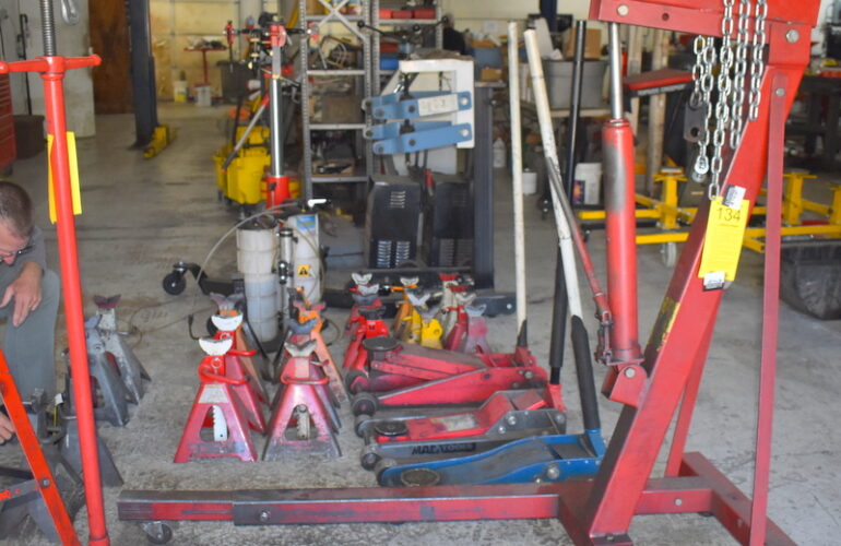 Auctions image thumbnails