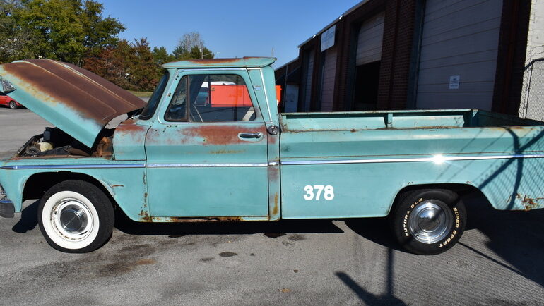 Auctions image thumbnails