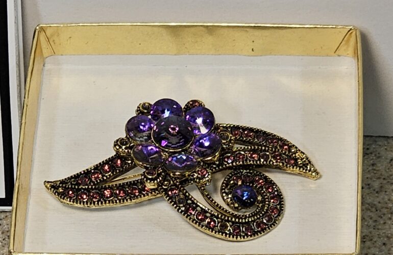 Auctions image thumbnails