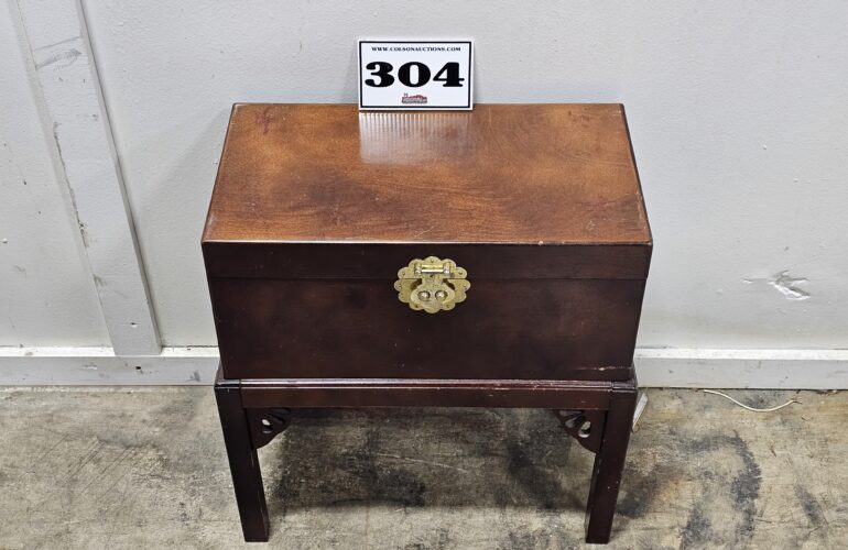 Auctions image thumbnails