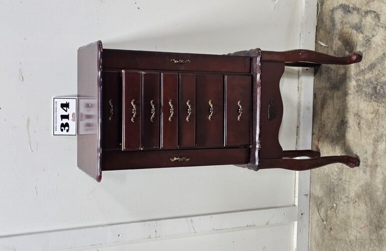 Auctions image thumbnails