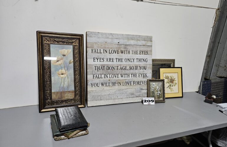 Auctions image thumbnails