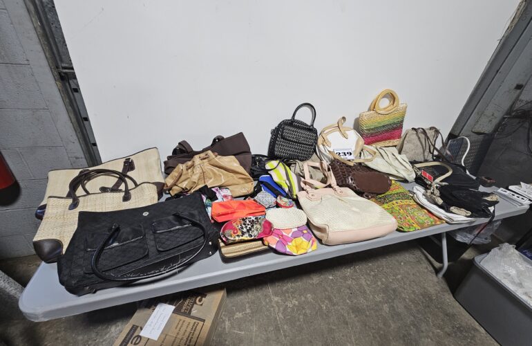 Auctions image thumbnails