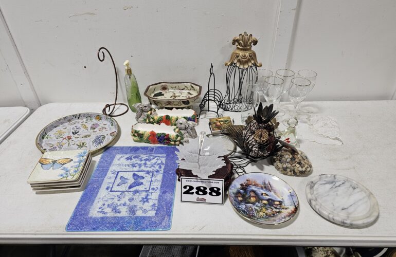 Auctions image thumbnails