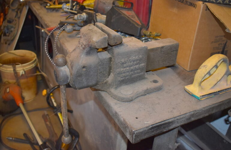 Auctions image thumbnails