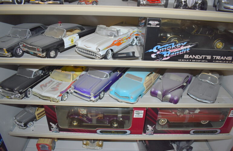 Auctions image thumbnails