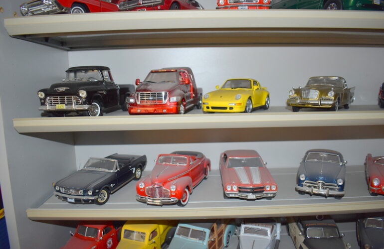 Auctions image thumbnails