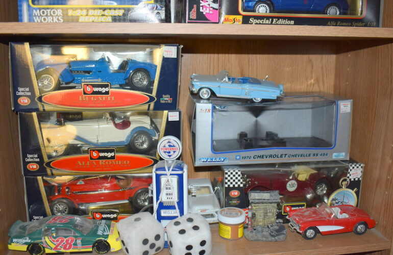 Auctions image thumbnails