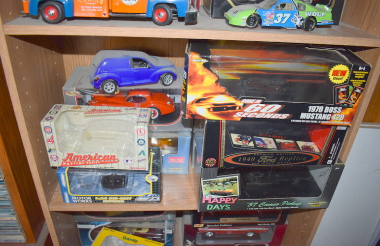 Auctions image thumbnails