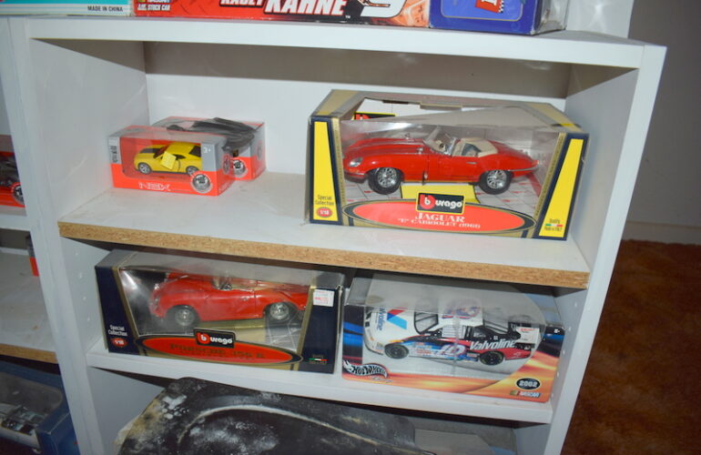 Auctions image thumbnails