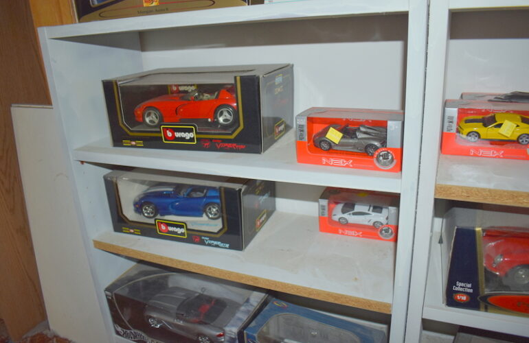 Auctions image thumbnails