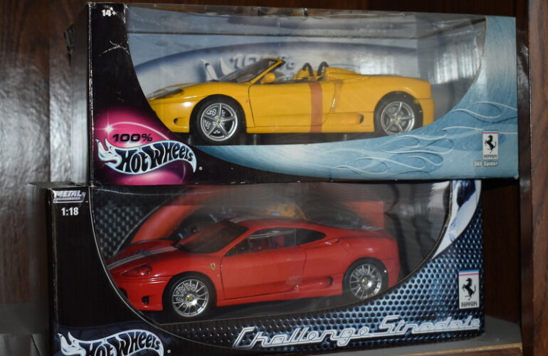 Auctions image thumbnails